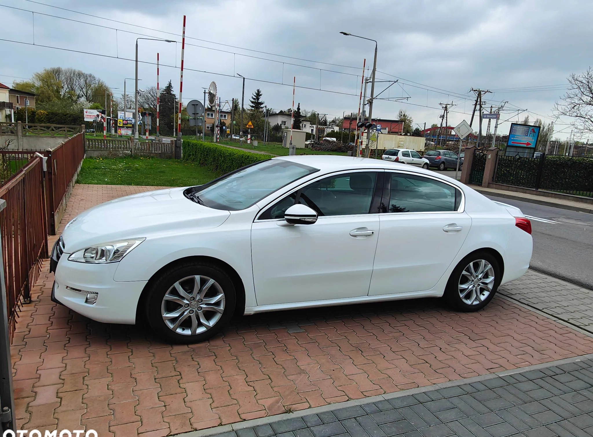 Peugeot 508 cena 36500 przebieg: 192800, rok produkcji 2013 z Dobra małe 172